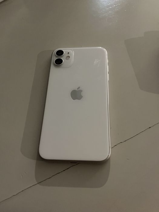 iPhone 11, 128 ГБ, Белый