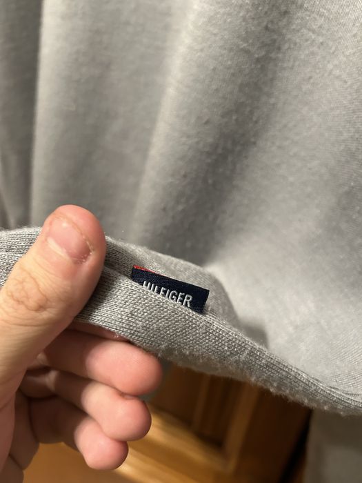 Pulover Tommy Hilfiger original mărimea M – stare impecabilă