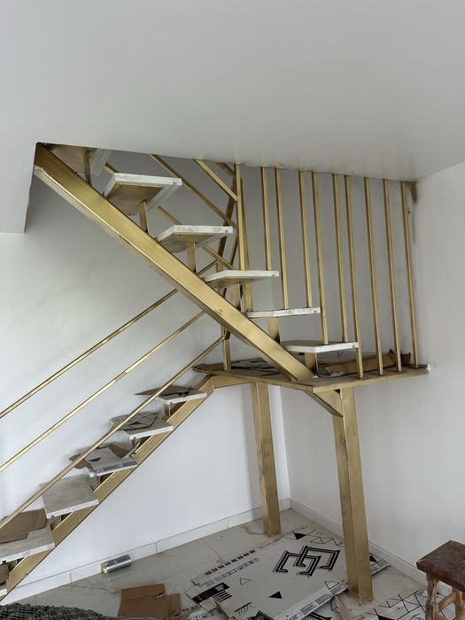 scarii noii pe comanda