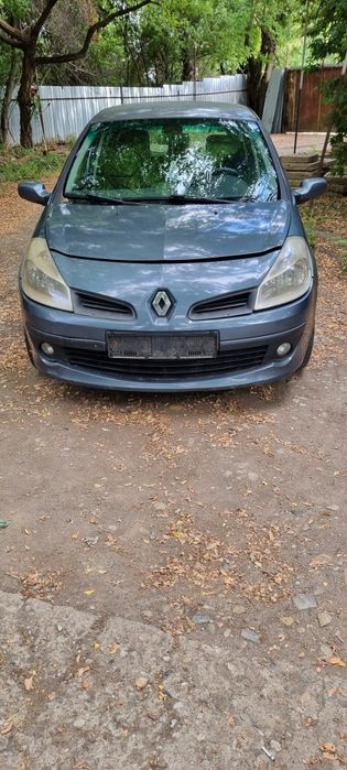 Piese Auto din Dezmembrari Renault Clio 3 2008 1.4 16v