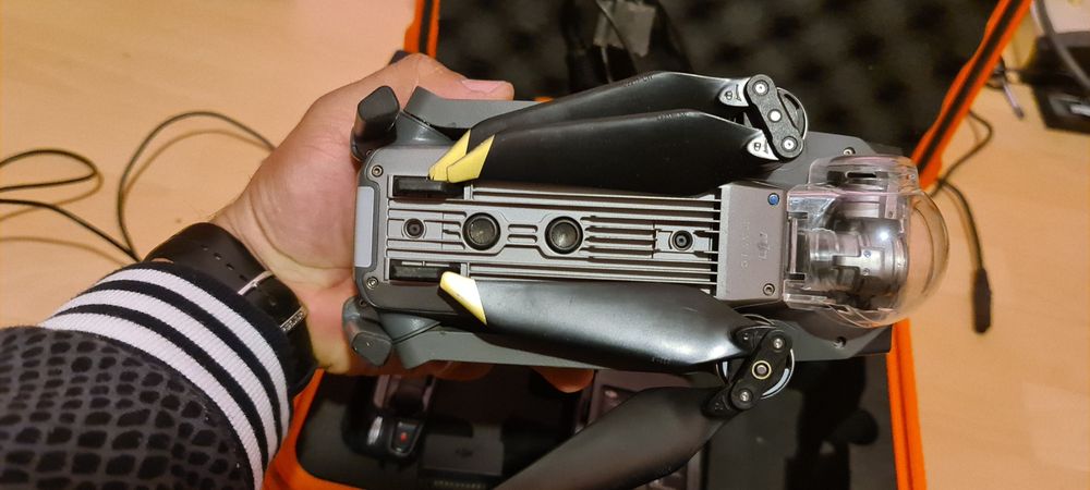 Drona mavic pro ..