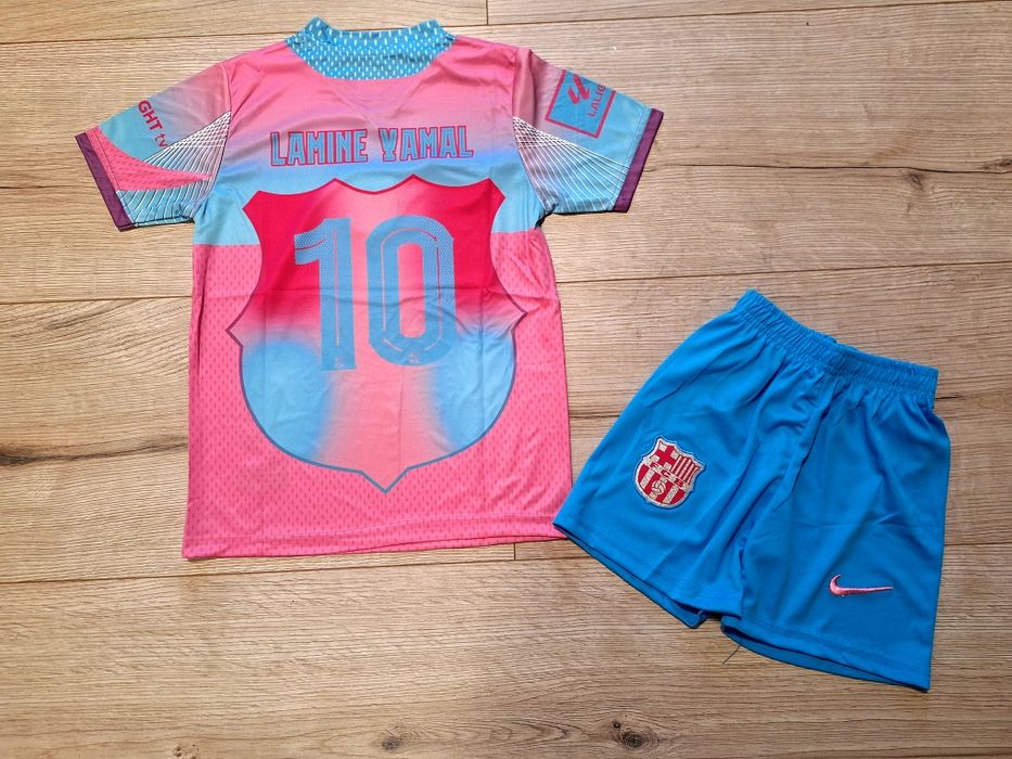 Детски екип  на Ламин Ямал #Барселона #специално издание!