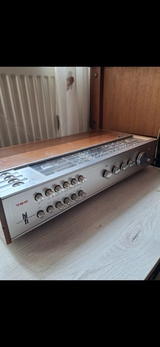 Amplituneri Philips 790 si Nad 3020 A