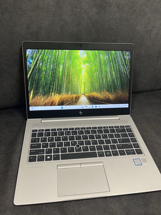 Laptop HP EliteBook G5, i5-8350, 8GB RAM, 256 ssd, 14 inch