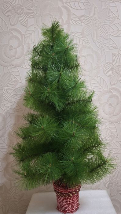 Елочки 2шт. пластиковые