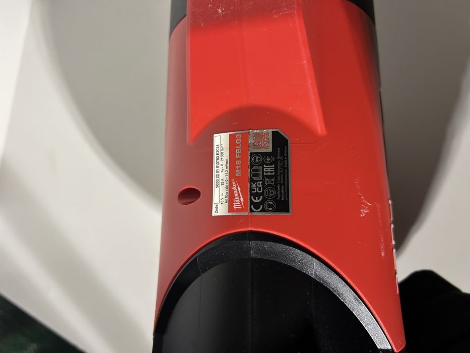Milwaukee M18 FBLG3 suflanta de frunze
