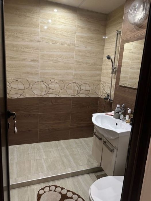 Продава се Тристаен апартамент в София, Фондови жилища - 84 кв.м за 1786 €/кв.м - Снимка #6