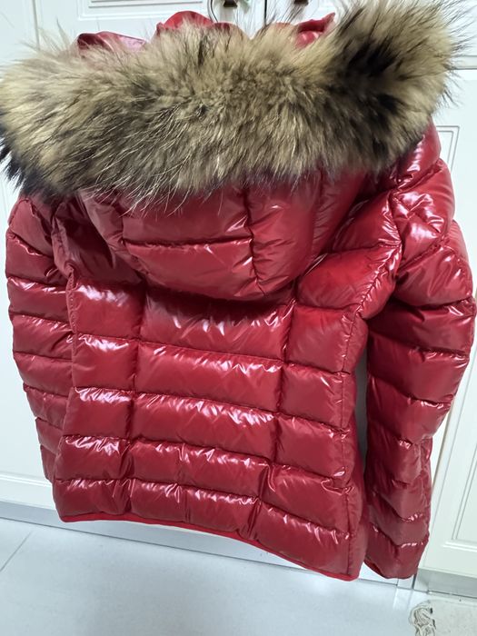 Geaca dama Moncler puf, purtata de cateva ori, stare perfecta !