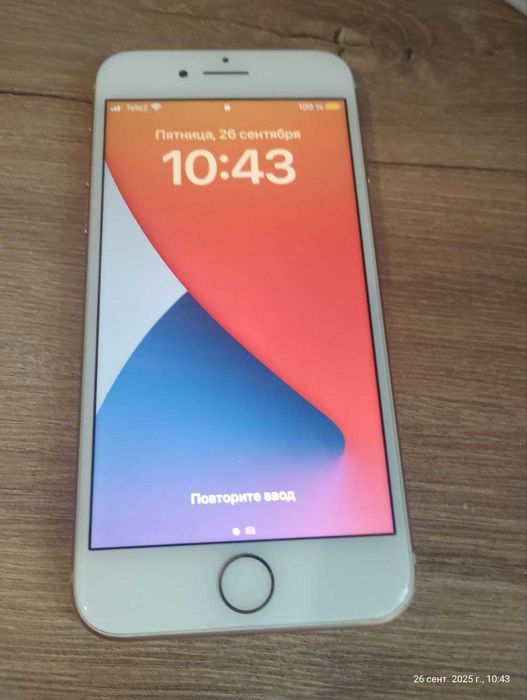 Iphone 8 хорошее состояние