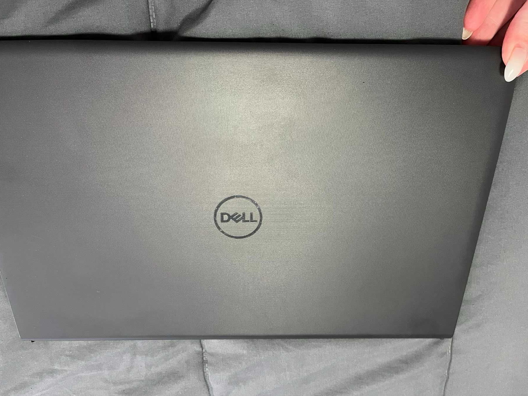 Лаптоп Dell Vostro 3515, AMD Ryzen™ 7 3700U, RAM 8GB, 512GB SSD