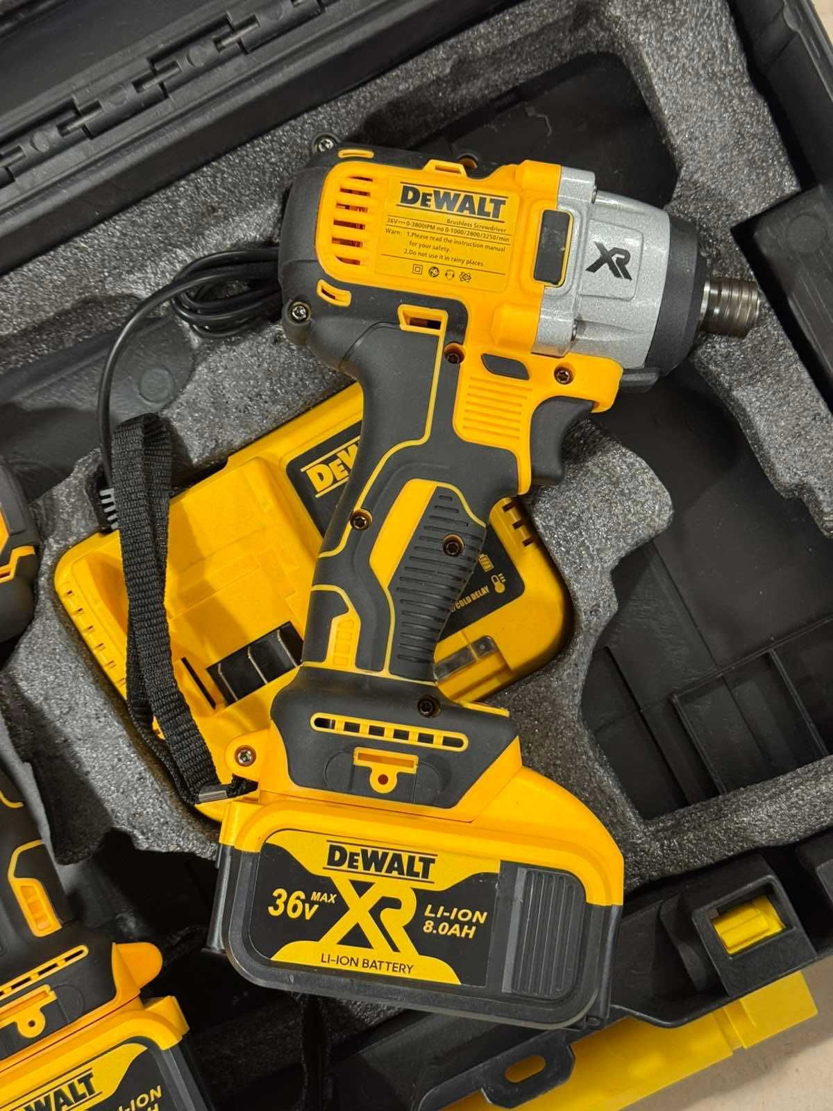 Продавам Акумулаторен  Винтовер и Гайковерт Dewalt