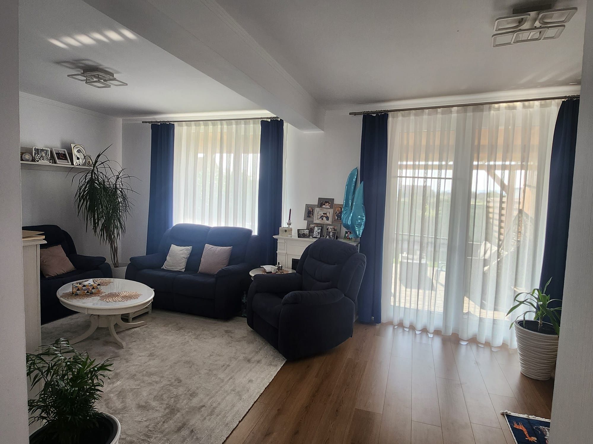 PF Vand Casa insiruita colt superba