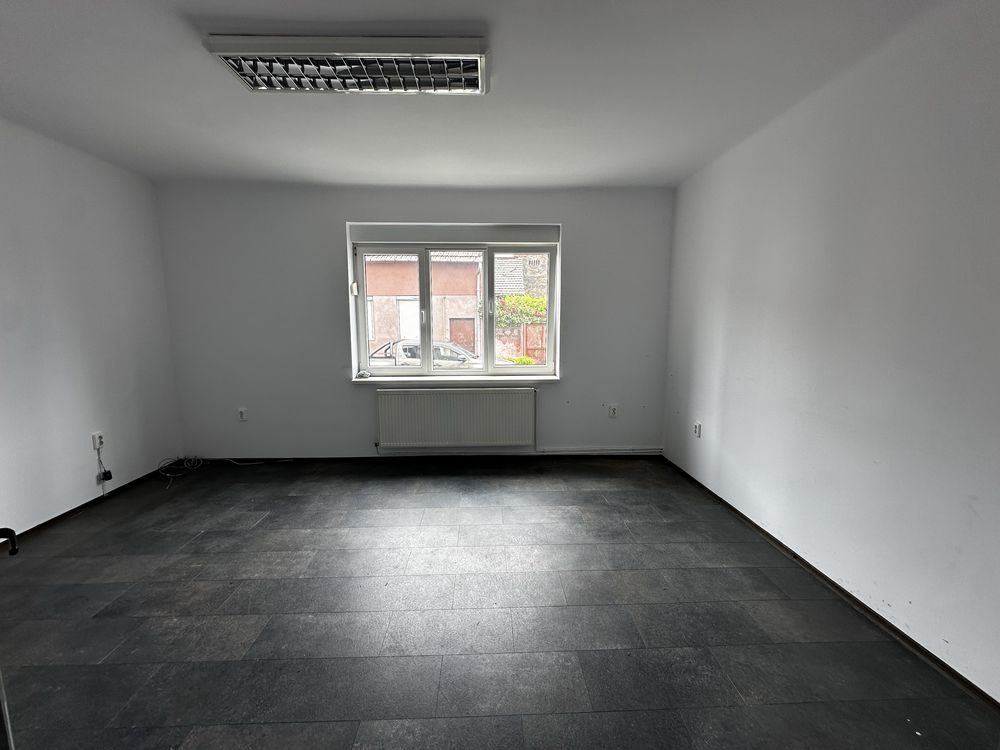 Spatiu pentru birou sau alte activitati