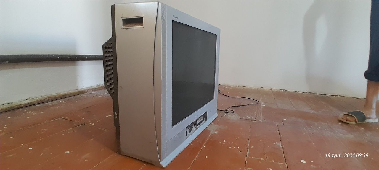 Panasonic televizor