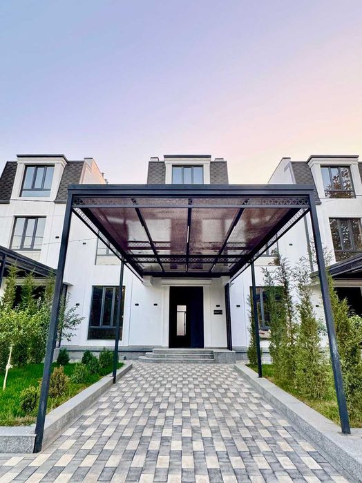 3та Коттеж Сотилади 300м2 Коробка холатида