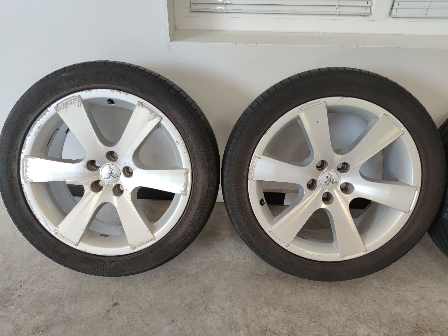 Джанти Мitsubishi Outlander