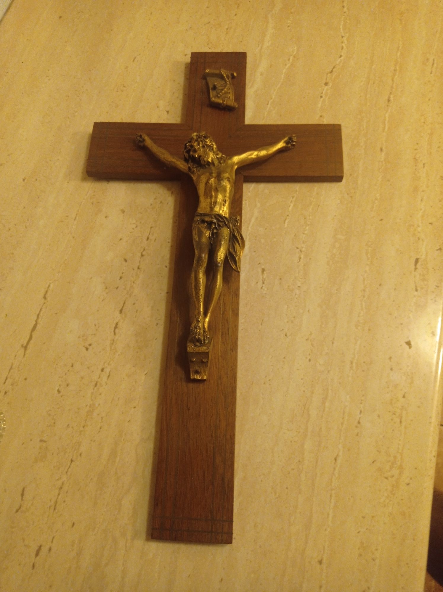 Crucifix bronz Iisus