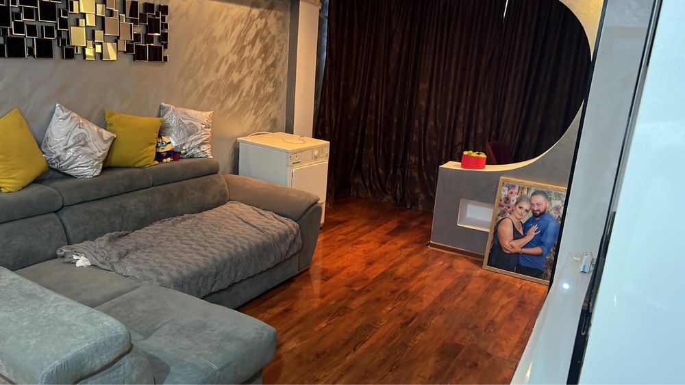 Apartament de inchiriat