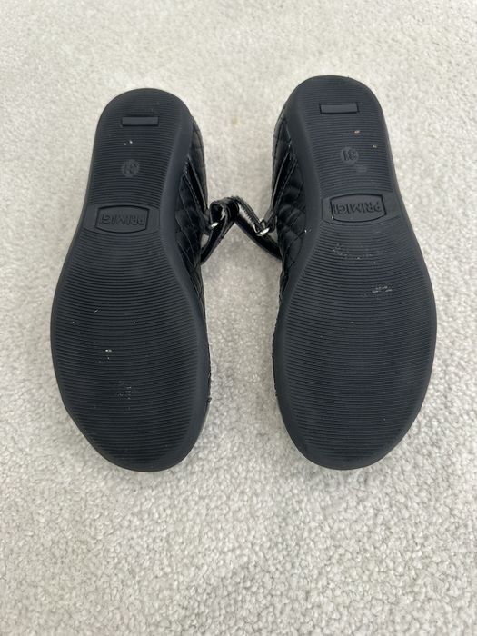 Детски официални черни затворени обувки за момиче на Primigi за