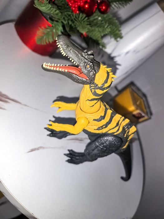 Dinozaur figurina cu sunete nou