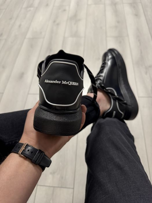 Adidasi Barbati Alex. Mcq. Contemporan Full Negru!