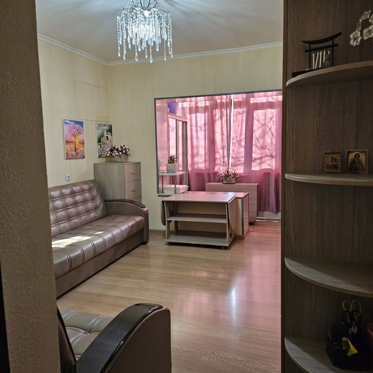 1 honali uy sotilvoti, Buyuk Ipak Yo'li (Maksim Gorukiy) Anor bank
