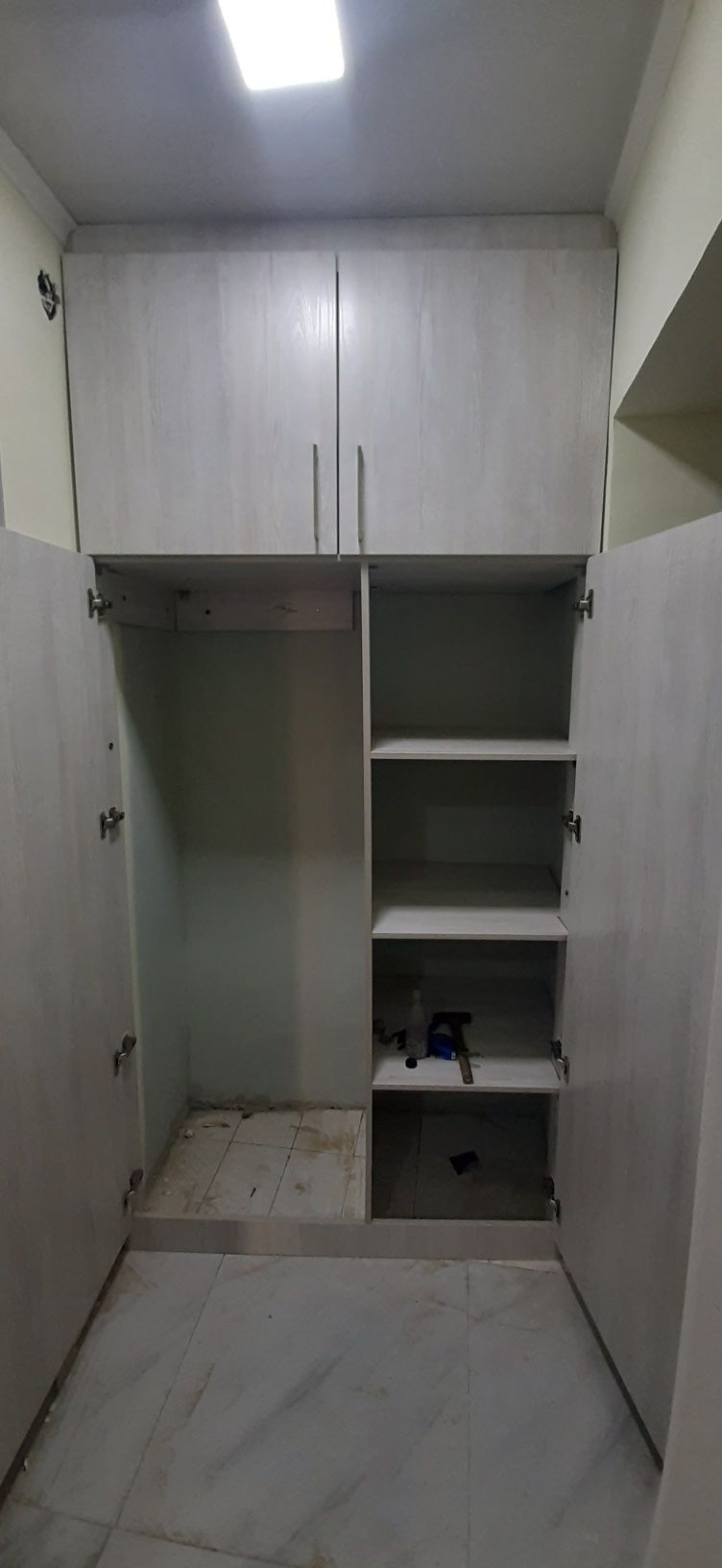 Мебельщик плотник