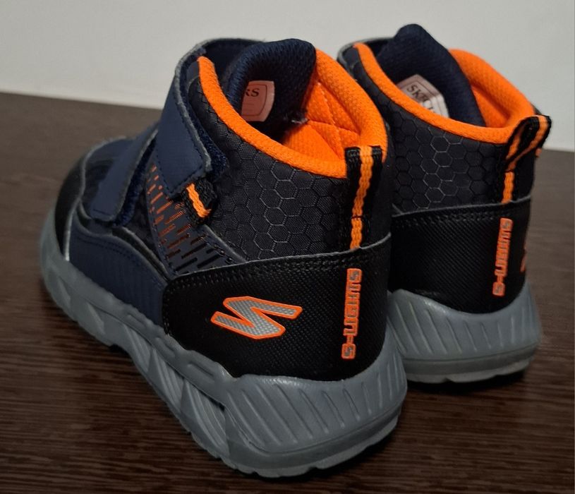 Vand ghete skechers magna light