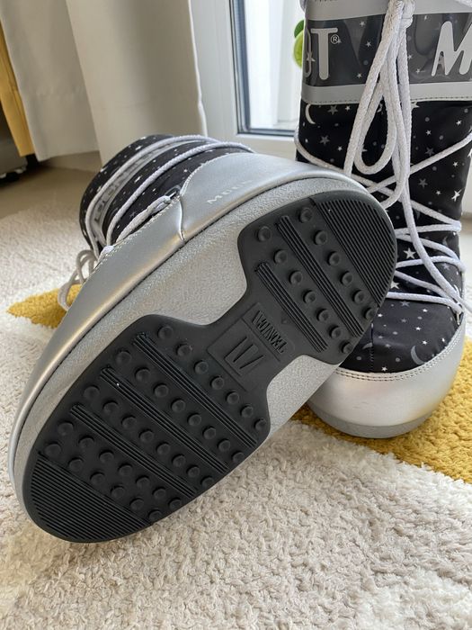 Ботуши Moon Boot