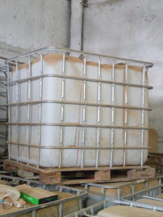 Продам кубовые емкостя