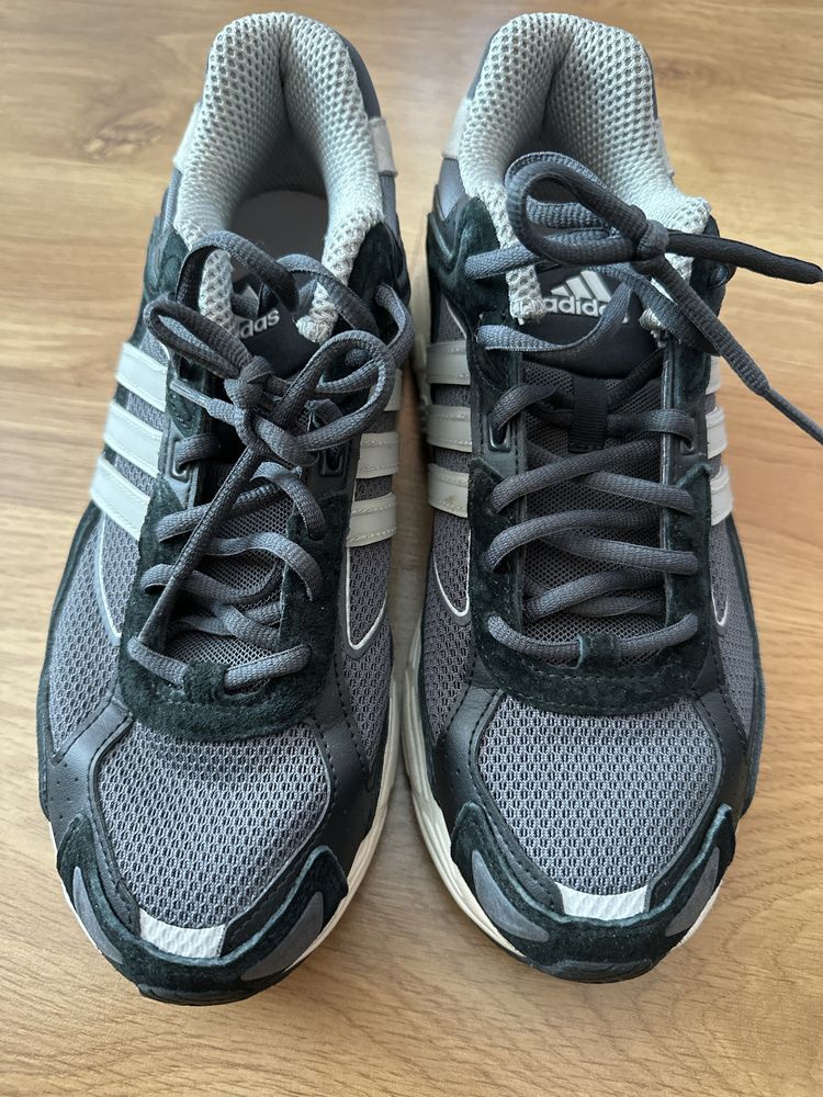 Маратонки adidas pro- moderator