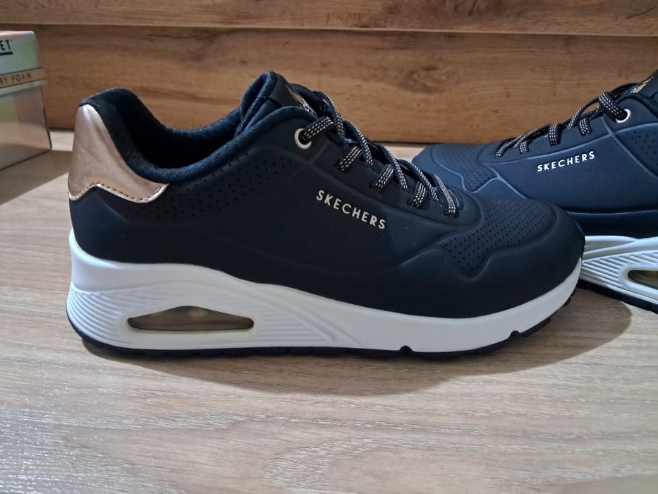 Дамски маратонки Sketchers, 39 номер