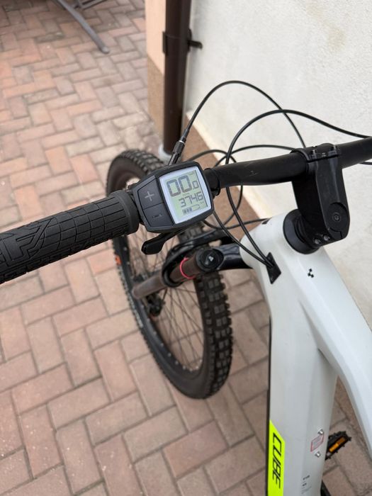 Bicicleta electrica Cube stereo race carbon