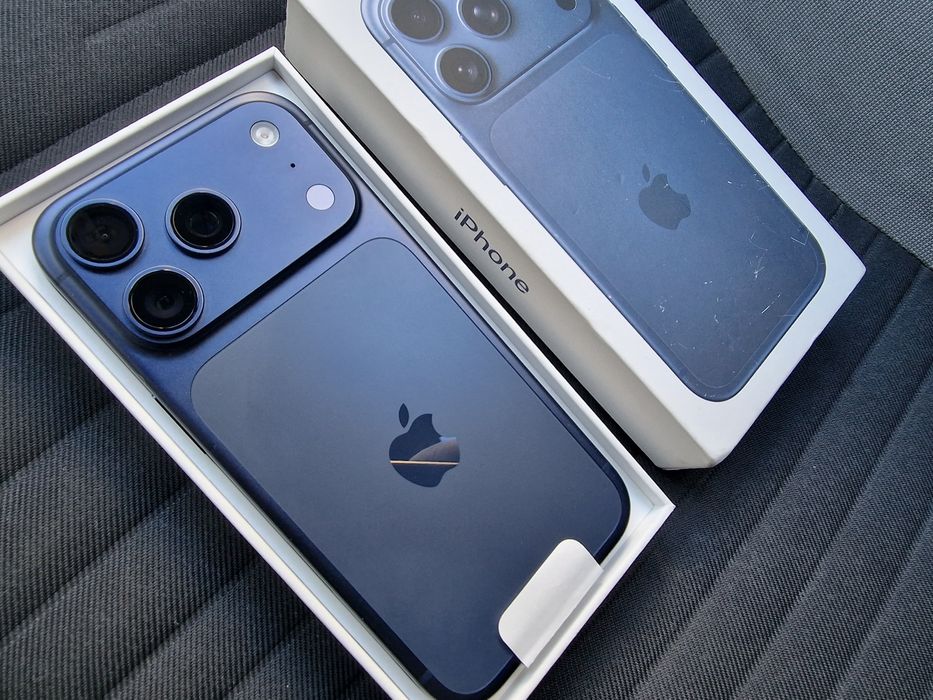 Vand IPHONE 17 PRO 256GB Nou, albastru , full box