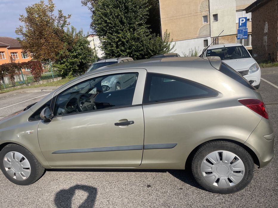 Vând Mașina Opel Corsa 1.2