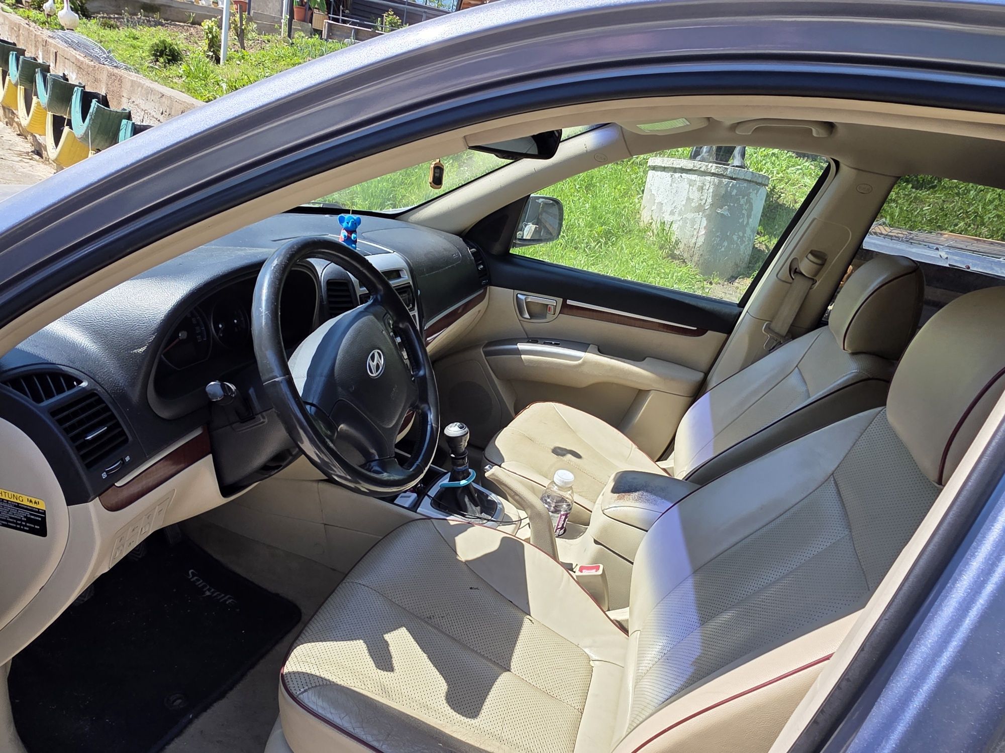 Vând Hyundai Santafe 4x4 negociabil