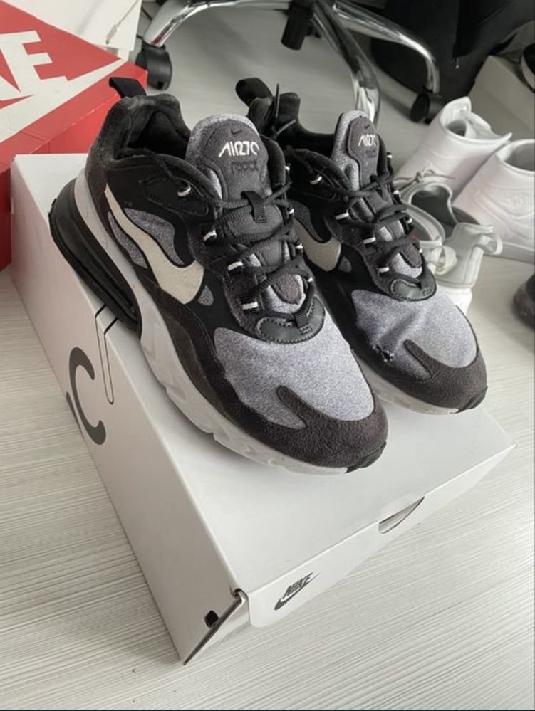 Nike Air Max 270 React