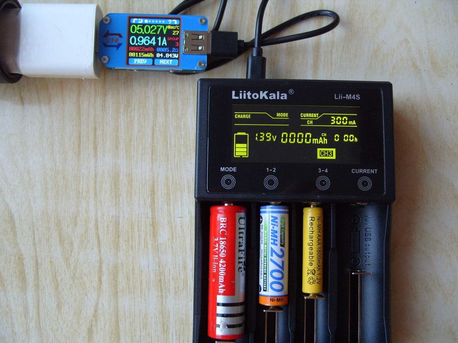 Професионално зарядно LiitoKala Lii-M4S. Българско ръководство