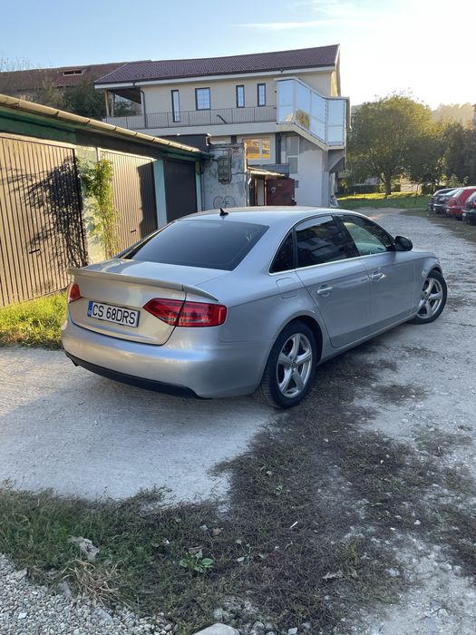 Vand Audi A4 B8 2009