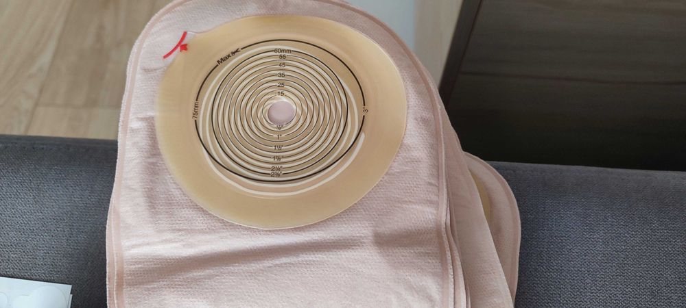 Coloplast 37 бр. Колостомни торбички и консумативи