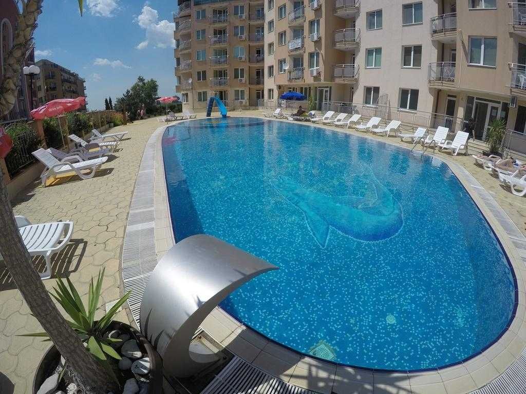 Продава се Хотел в к.к. Слънчев бряг - 2800 кв.м за 1029 €/кв.м - Снимка #1