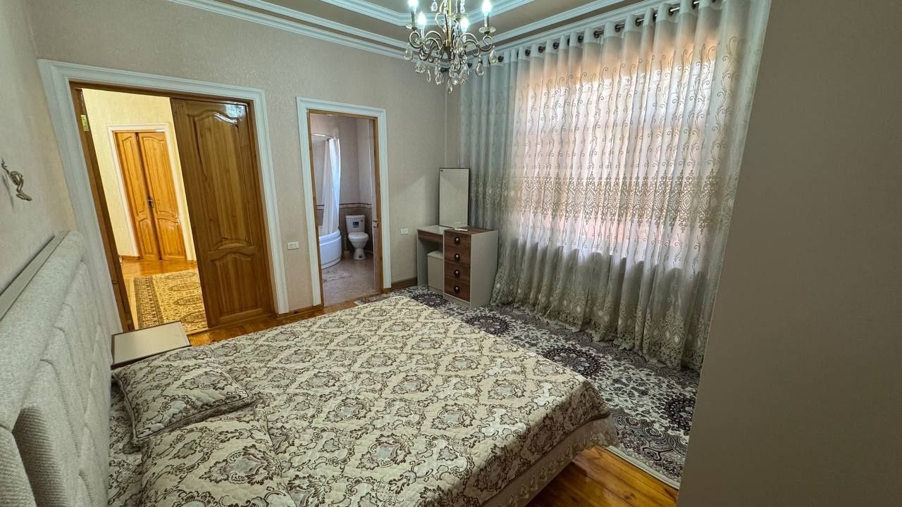 Yakkasaroy Rakat 3 sotik 6 xona uchastka ijaraga beriladi
