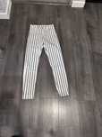 Pantaloni Bershka, impecabili! Marimea 32