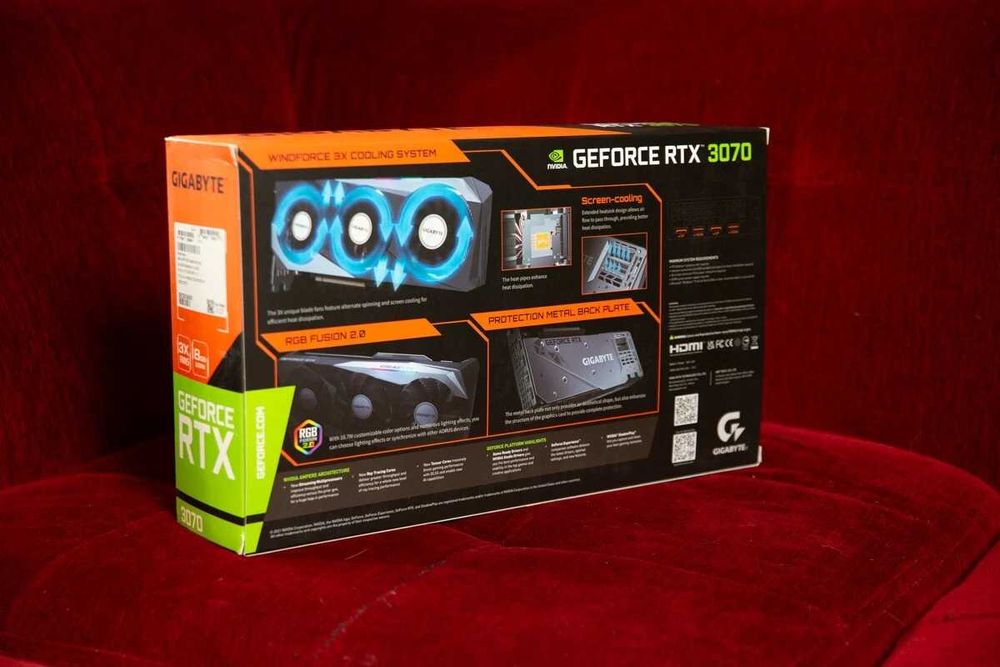 Видеокарта Gigabyte GeForce RTX 3070 GAMING OC (rev 2.0) Graphics Card