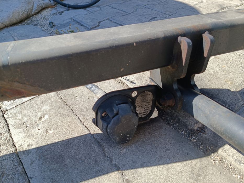 Теглич за Тойота рав4