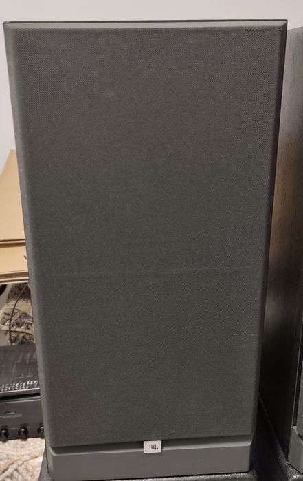 Boxe JBL XE3  3 căi , sunet clar si puternic , fidelitate