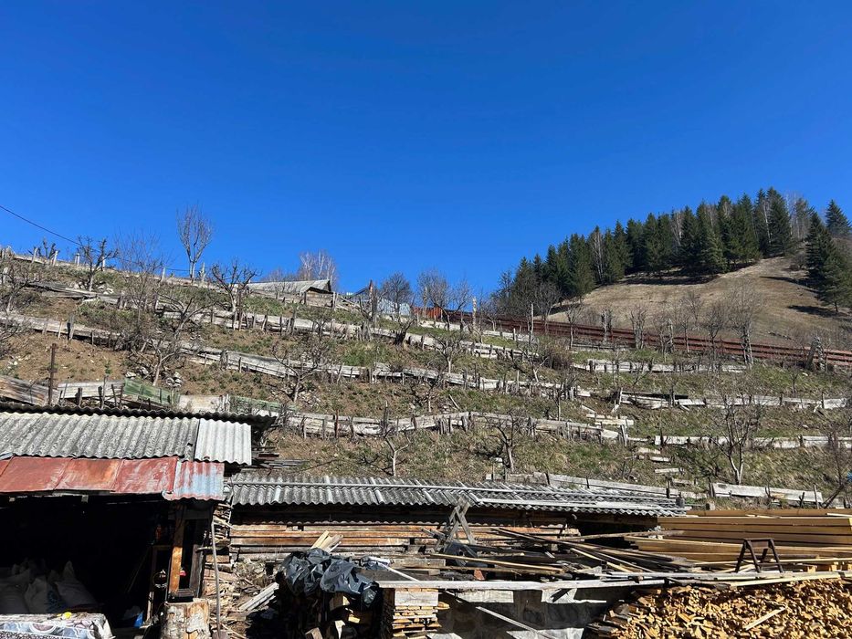 Casa de locuit si investitie hidro in comuna Damuc