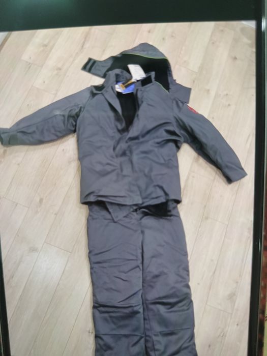 Продам новую спец одежду сварочная Роба