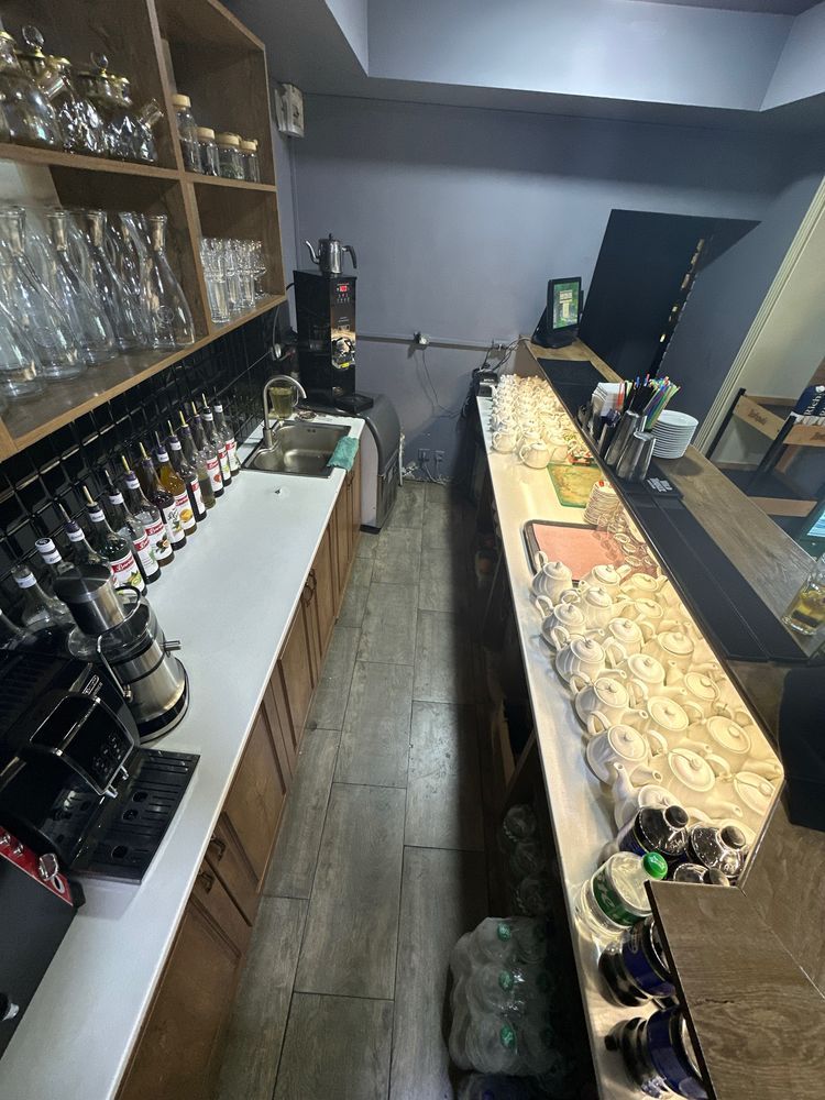 Mebel bar va uy uchun