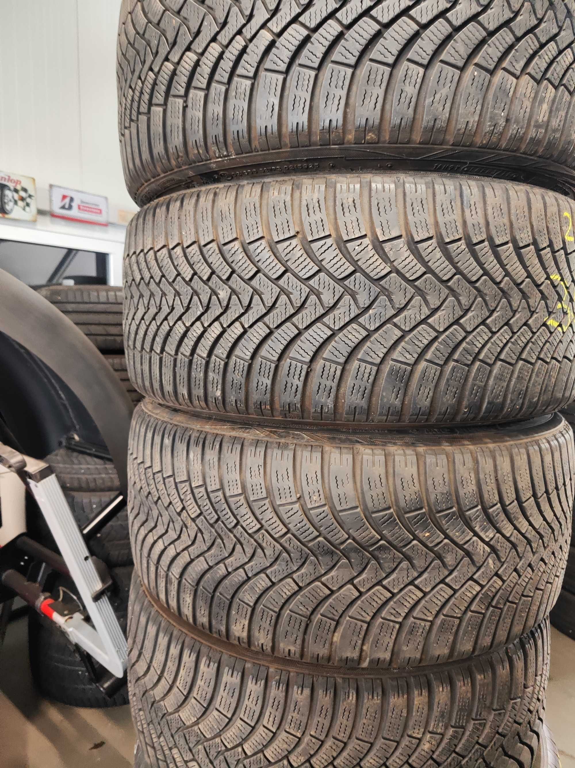 4бр.зимни гуми 235/35/19 Falken